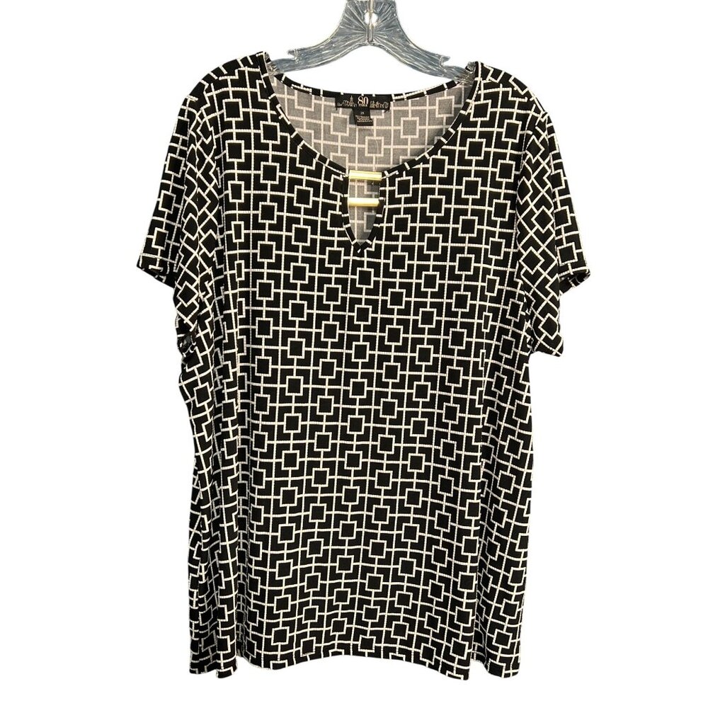 80 Park Avenue Black & White Square Pattern Short Sleeve Top Size 2X